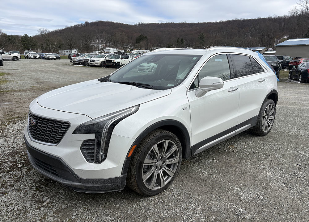Used 2023 Cadillac XT4 Premium Luxury w/ Technology Package image 4