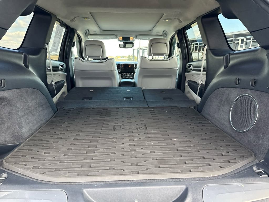 Used 2019 Jeep Grand Cherokee Summit AWD/4WD image 14