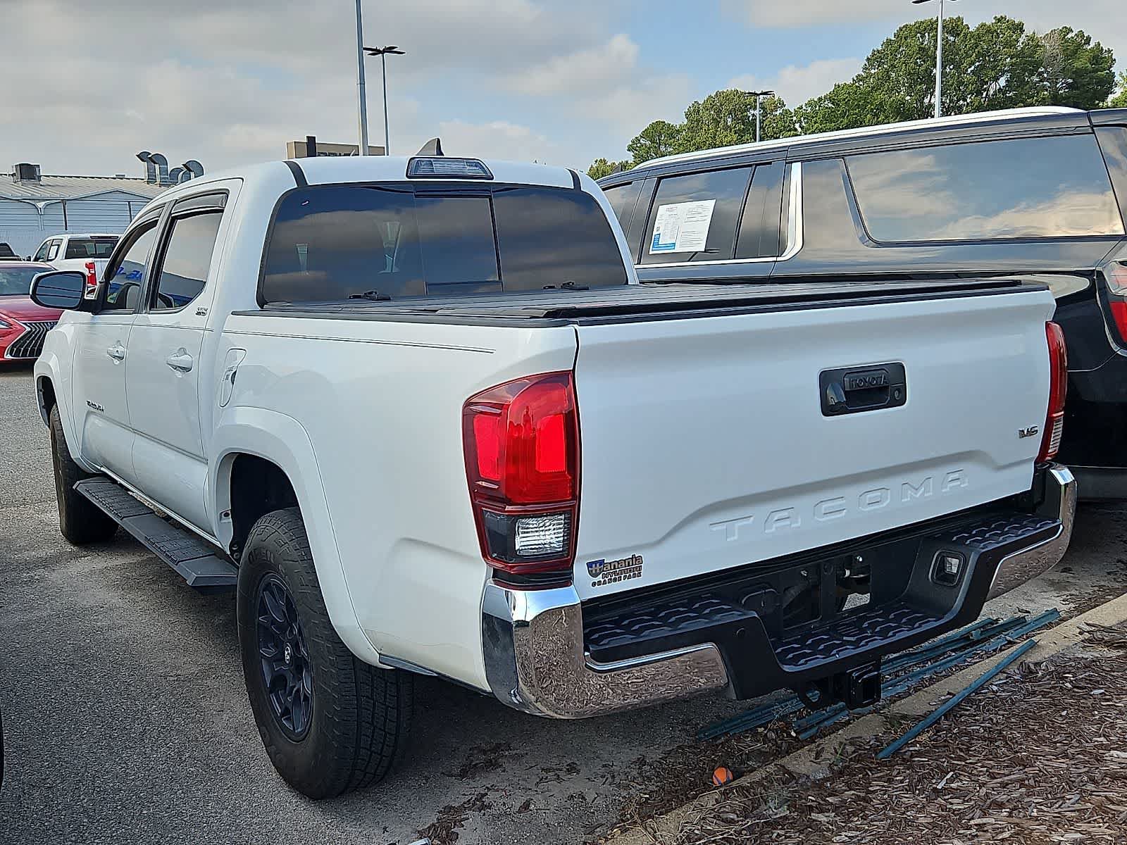 Used 2019 Toyota Tacoma SR5 RWD image 4
