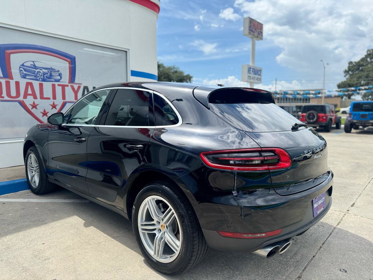 Used 2017 Porsche Macan S AWD/4WD image 36