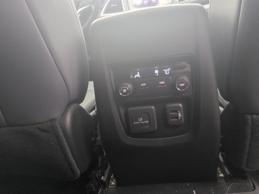 Used 2024 Buick Enclave Essence w/ Experience Buick Package image 16