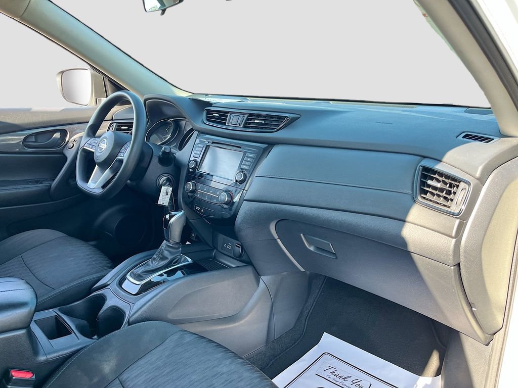 Used 2020 Nissan Rogue S image 26