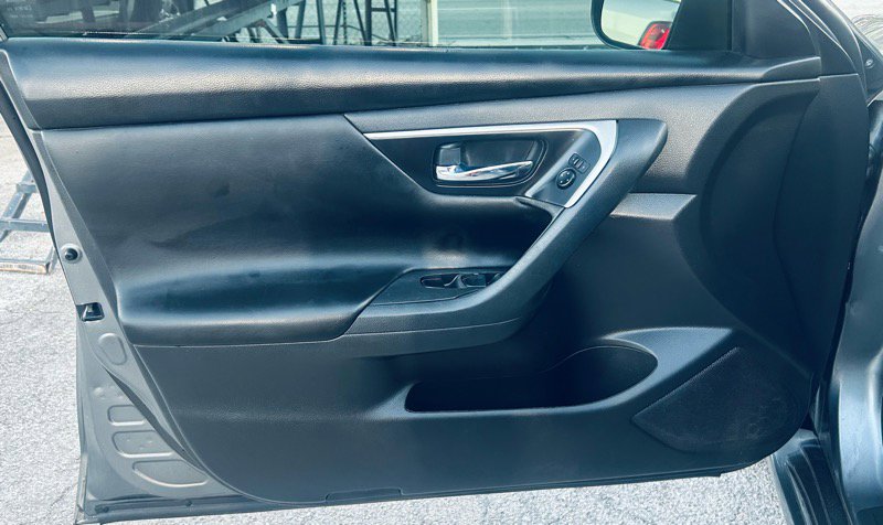 Used 2017 Nissan Altima 2.5 S w/ Power Driver Seat Package image 11