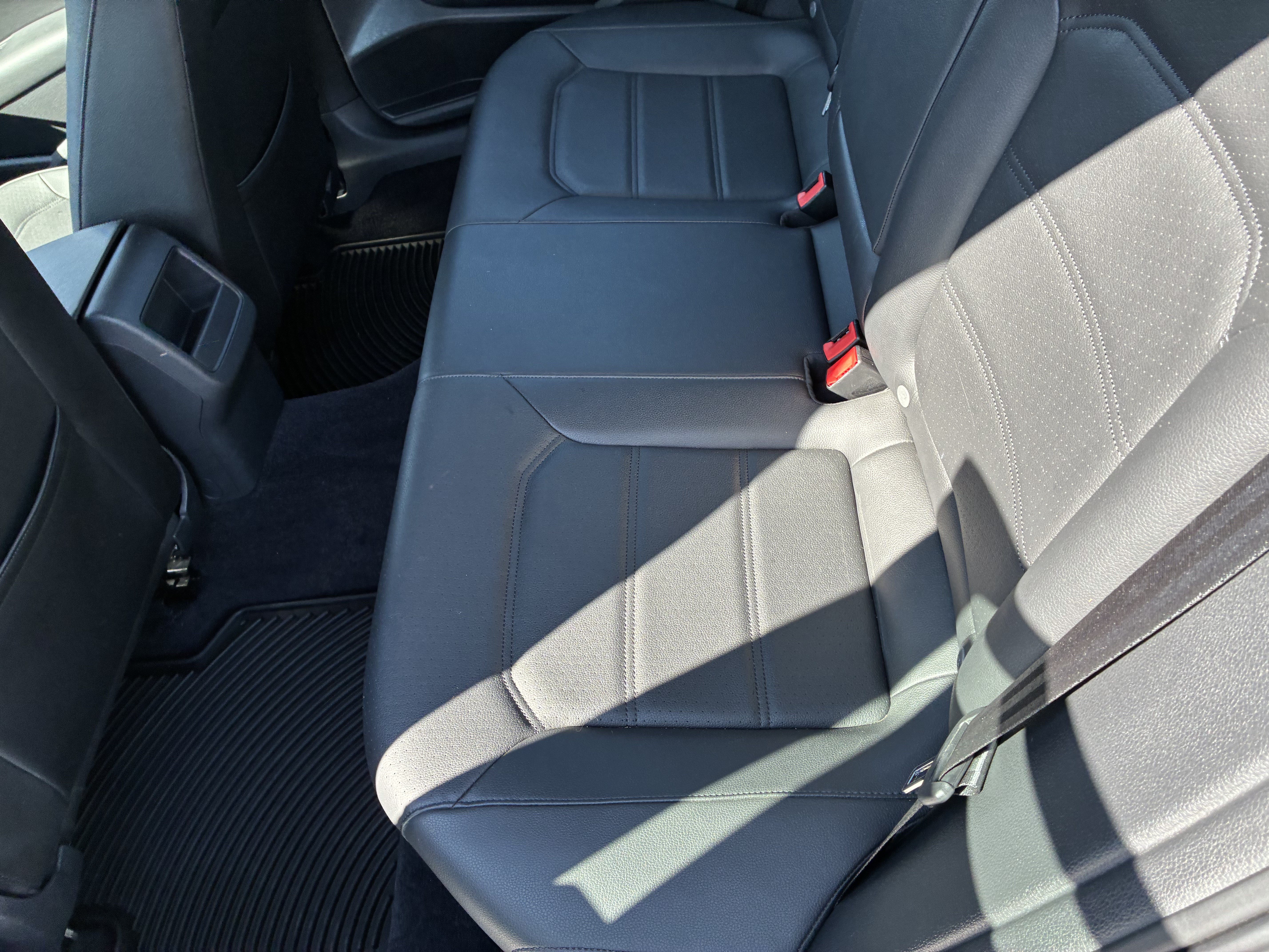 Used 2012 Volkswagen Passat 2.5 SE FWD image 13