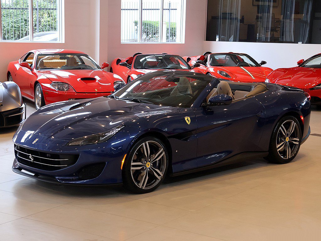 Certified 2019 Ferrari Portofino RWD image 79