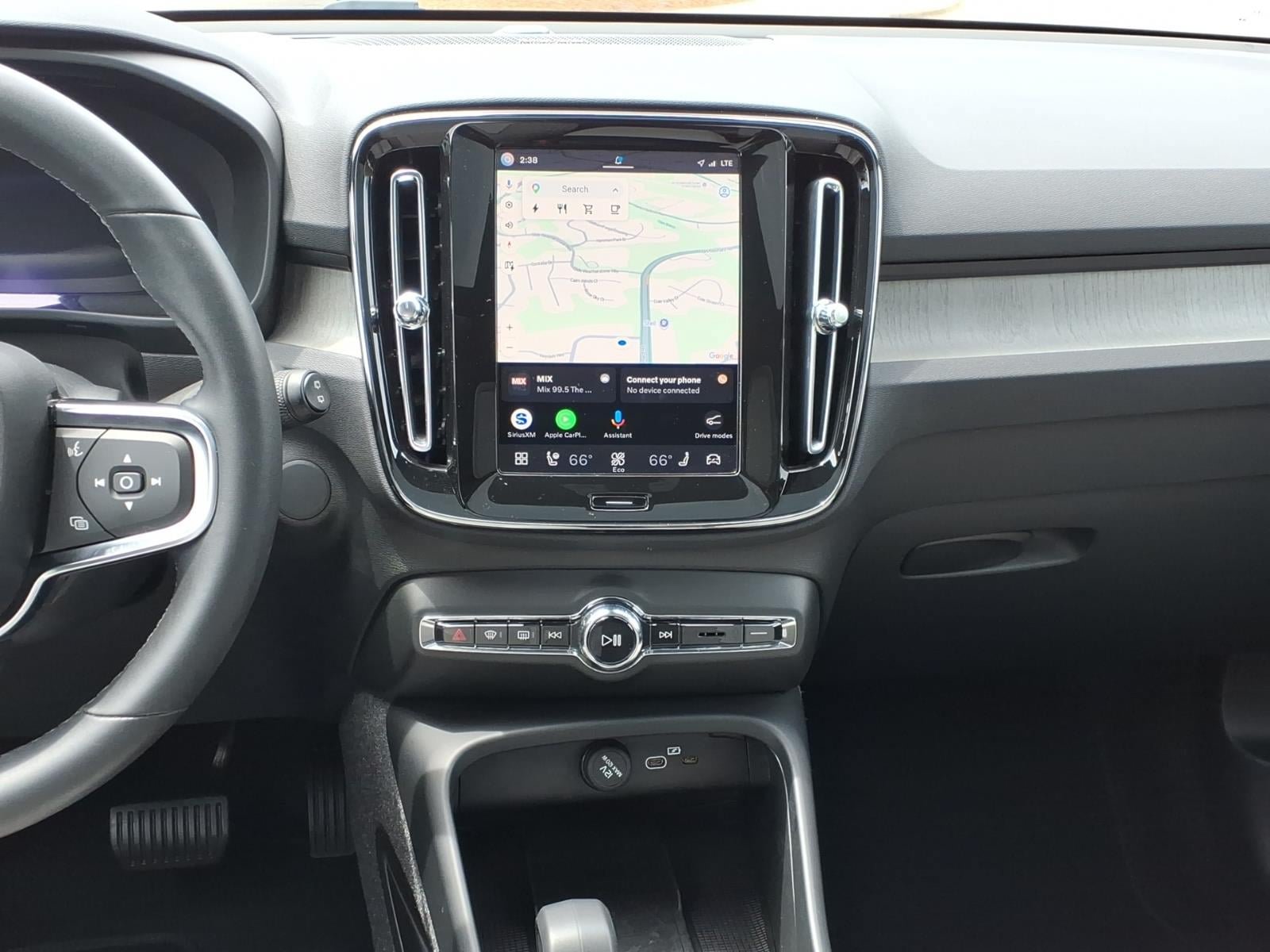 Certified 2025 Volvo EX40 Ultra AWD/4WD image 14