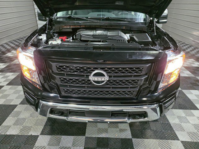 Used 2023 Nissan Titan SV w/ SV Convenience Package image 35