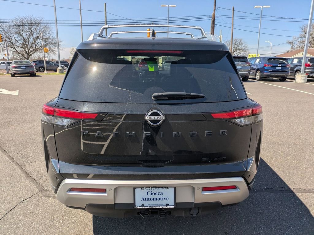 Used 2023 Nissan Pathfinder SL w/ SL Premium Package AWD/4WD image 6