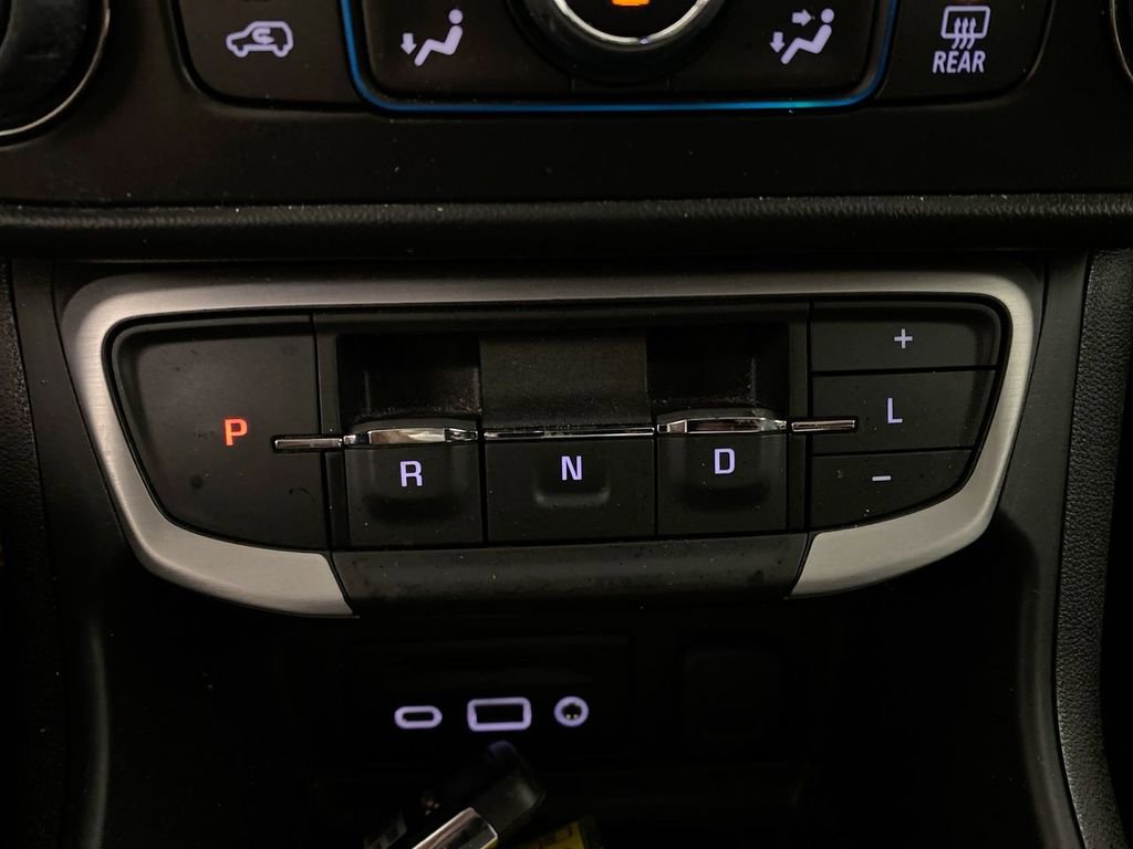 Certified 2023 GMC Terrain SLE w/ Driver Convenience Package image 19