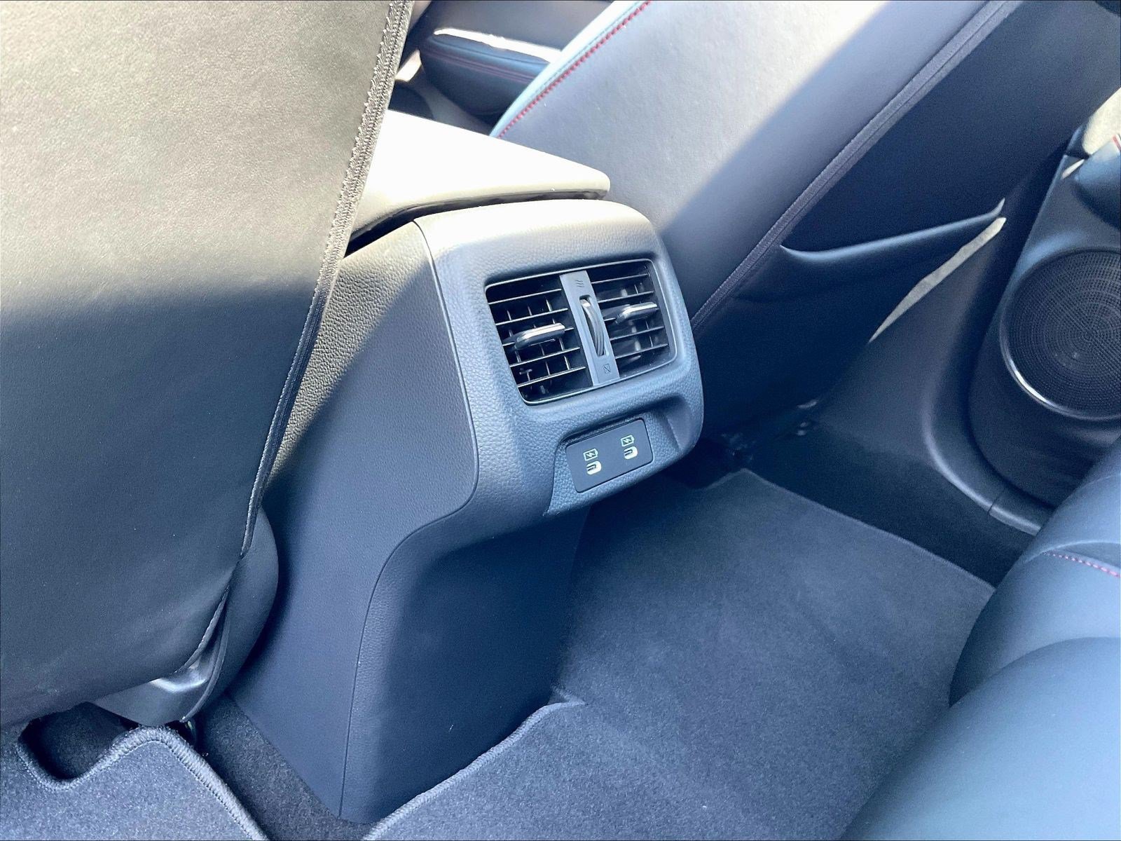 Certified 2025 Acura ADX A-Spec AWD/4WD image 10