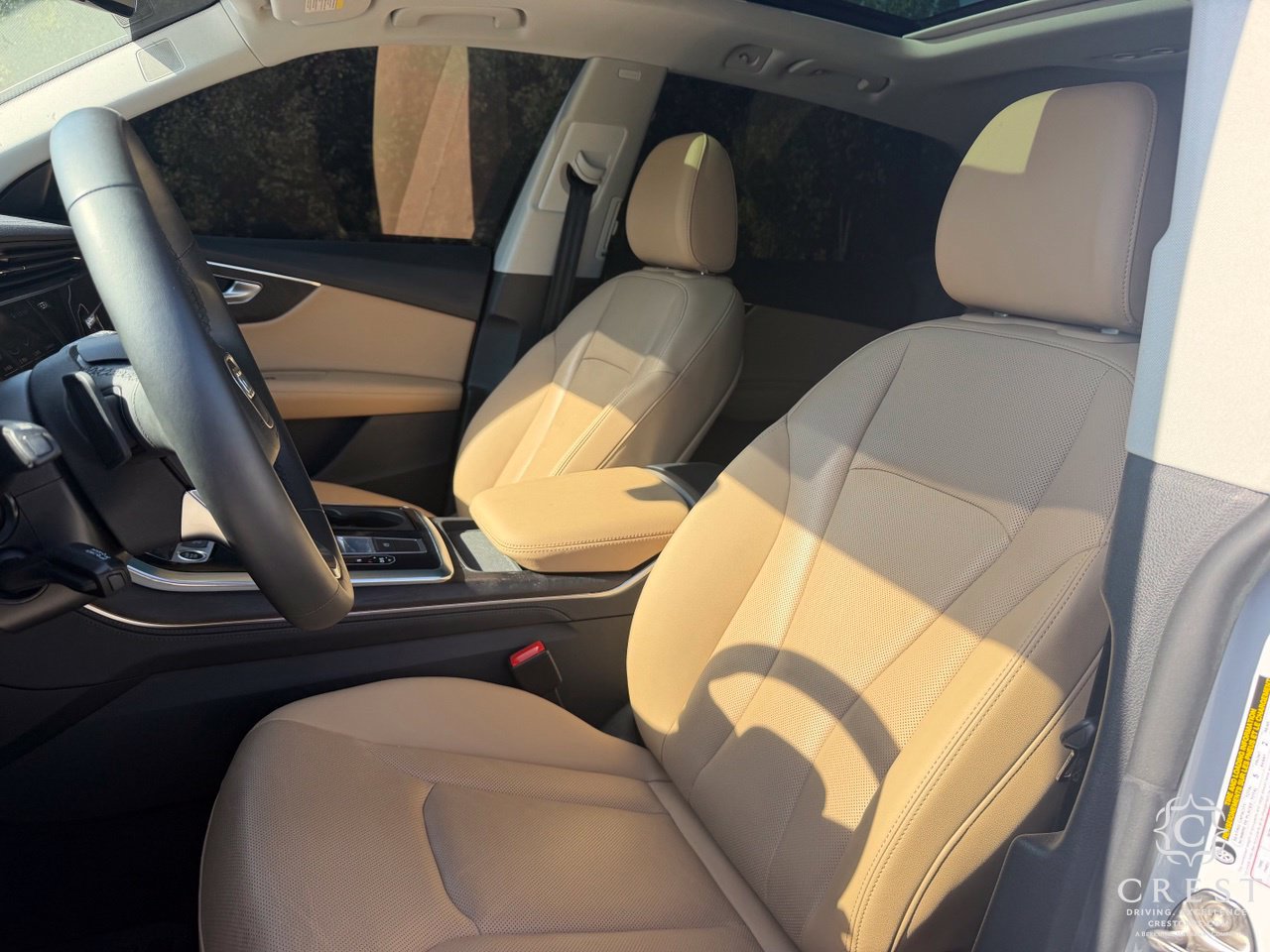 Used 2023 Audi Q8 Premium Plus AWD/4WD image 5