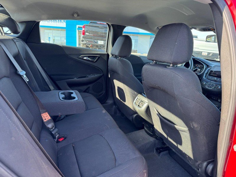 Used 2024 Chevrolet Malibu LT w/ Sport Edition image 10