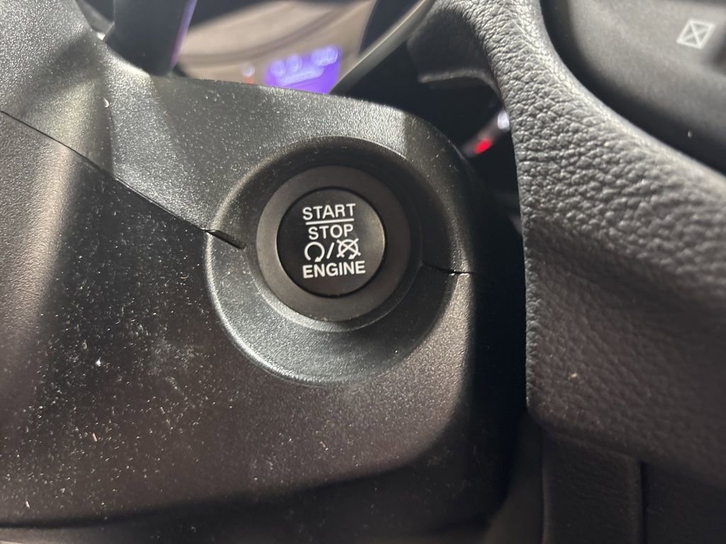 Used 2020 Jeep Compass Latitude w/ Cold Weather Group image 8