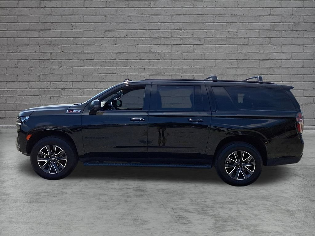 Used 2022 Chevrolet Suburban Z71 w/ Luxury Package AWD/4WD image 7