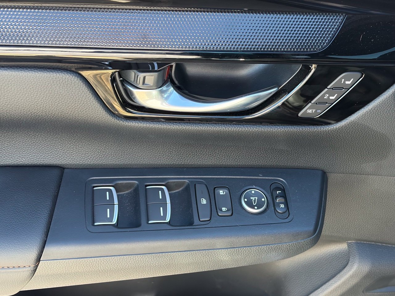 Used 2026 Honda CR-V Sport Touring image 7