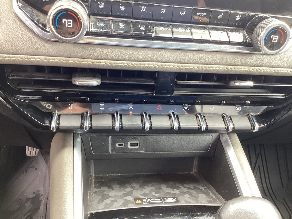 Used 2024 Chevrolet Colorado ZR2 w/ ZR2 Convenience Package III image 36