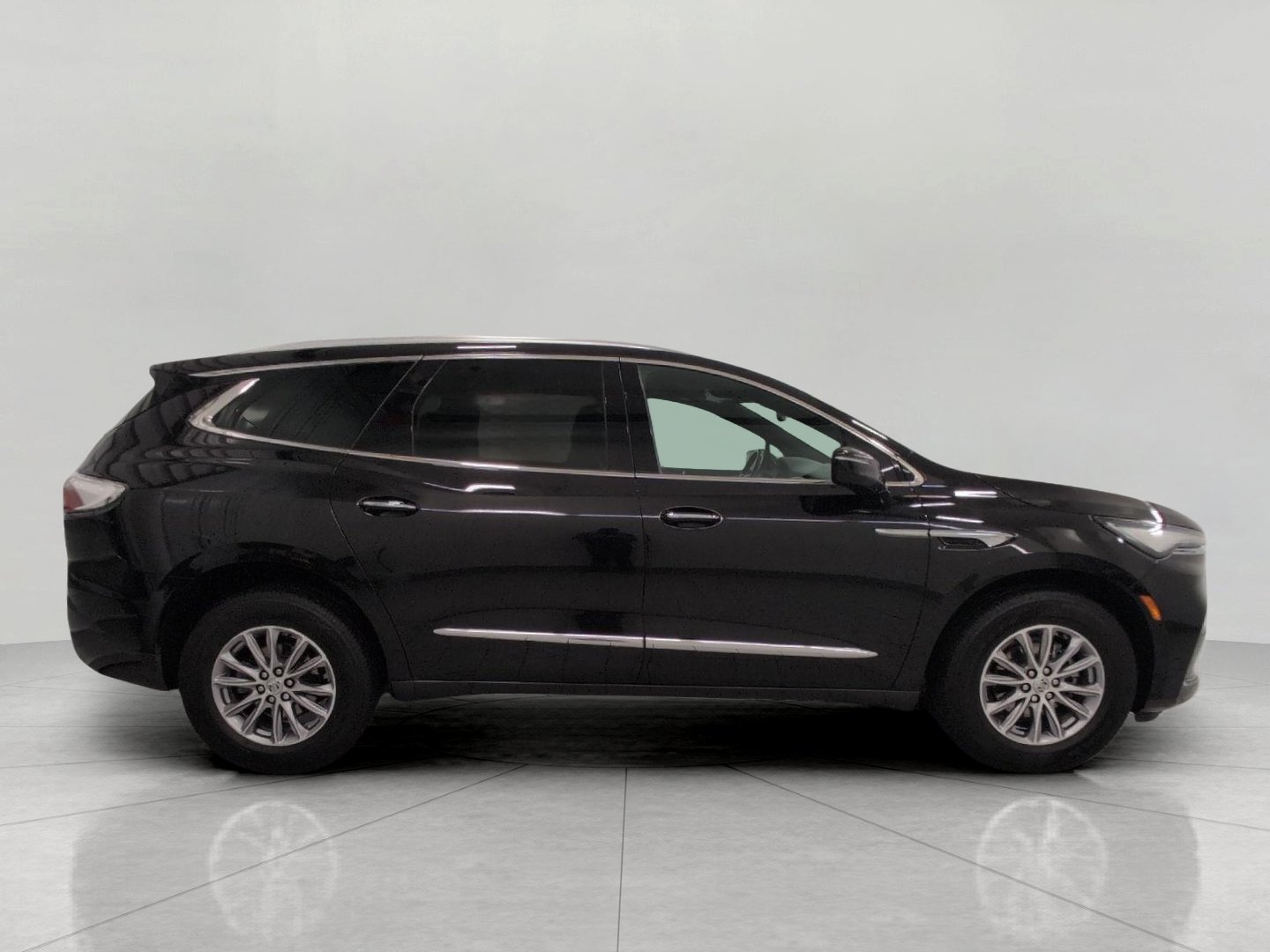 Used 2023 Buick Enclave Essence w/ Trailering Package, 5000 lbs. AWD/4WD image 12