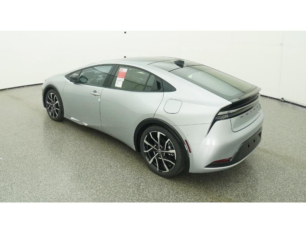 New 2026 Toyota Prius Plug-In Hybrid image 5