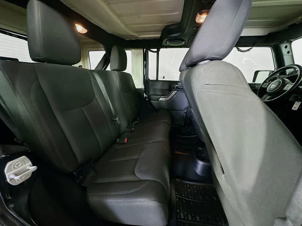 Used 2014 Jeep Wrangler Unlimited Sport w/ Quick Order Package 24S AWD/4WD image 26