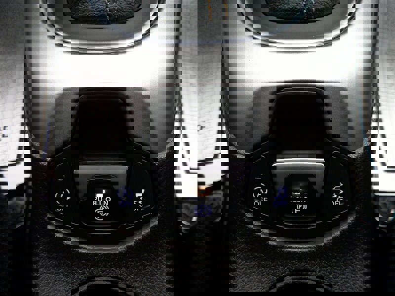 Used 2019 Jeep Compass Latitude image 21