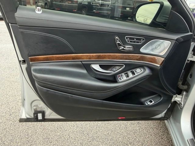 Used 2016 Mercedes-Benz S 550 4MATIC Sedan image 22