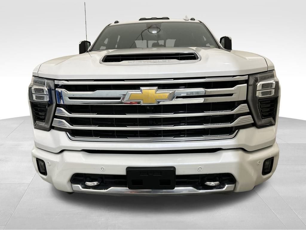 Used 2025 Chevrolet Silverado 2500 High Country w/ High Country Premium Package image 10