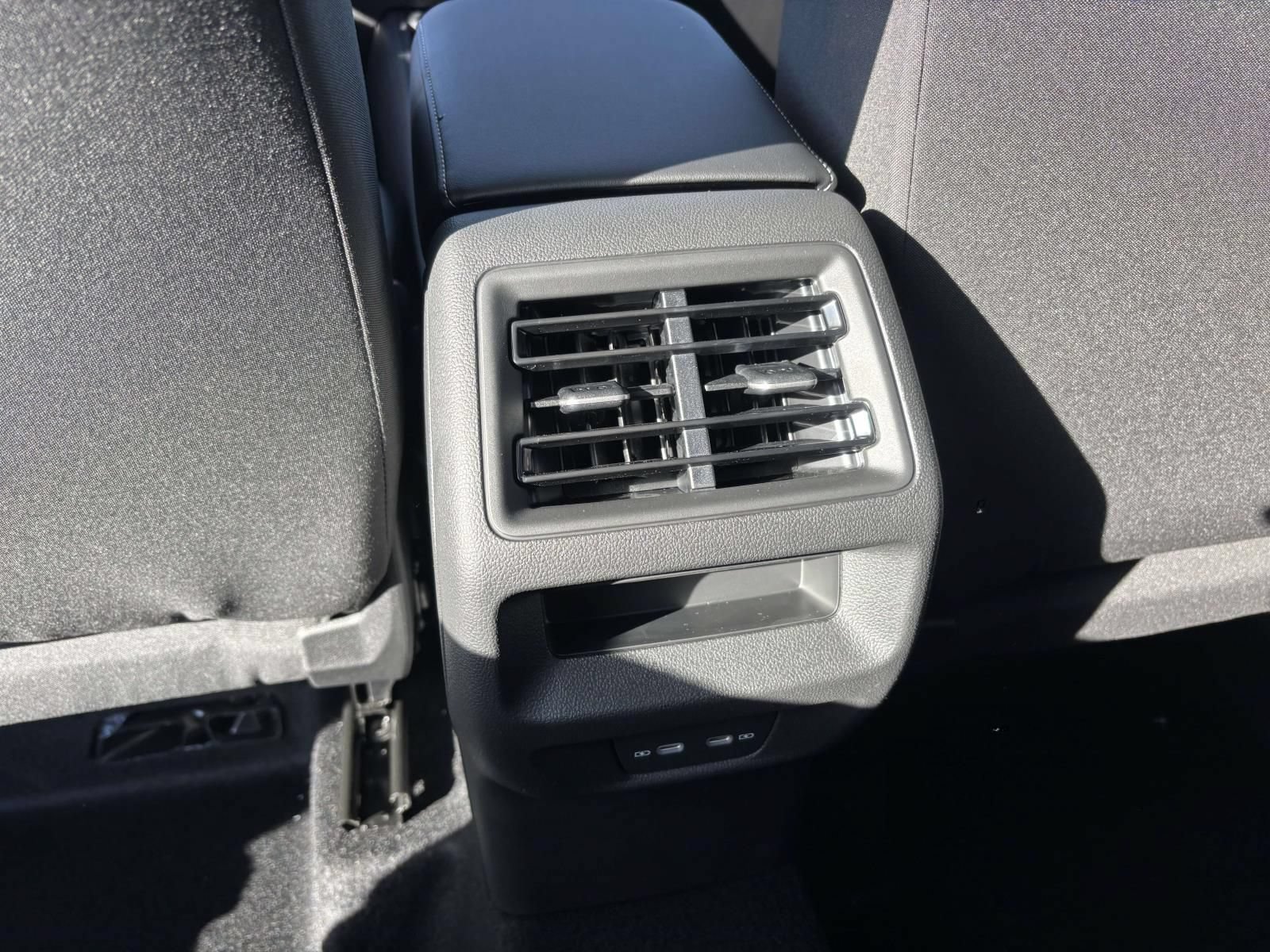 New 2026 Volkswagen Tiguan S AWD/4WD image 31