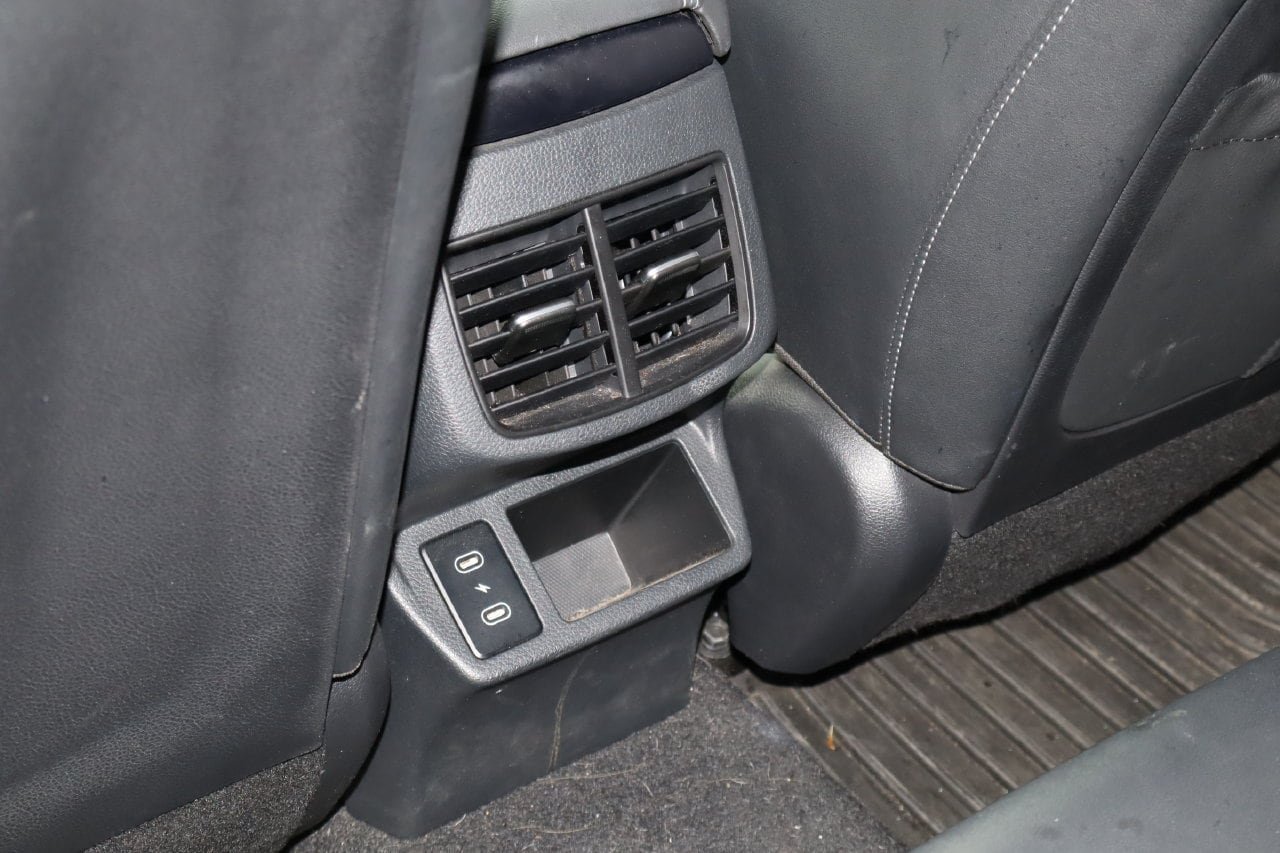 Used 2025 Kia Seltos EX FWD image 17