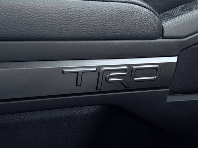 Used 2025 Toyota Tacoma TRD Off-Road AWD/4WD image 12