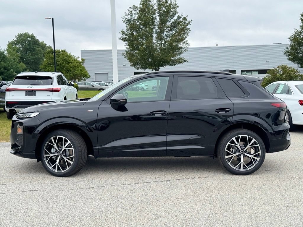 New 2026 Audi Q3 quattro 2.0T AWD/4WD image 3