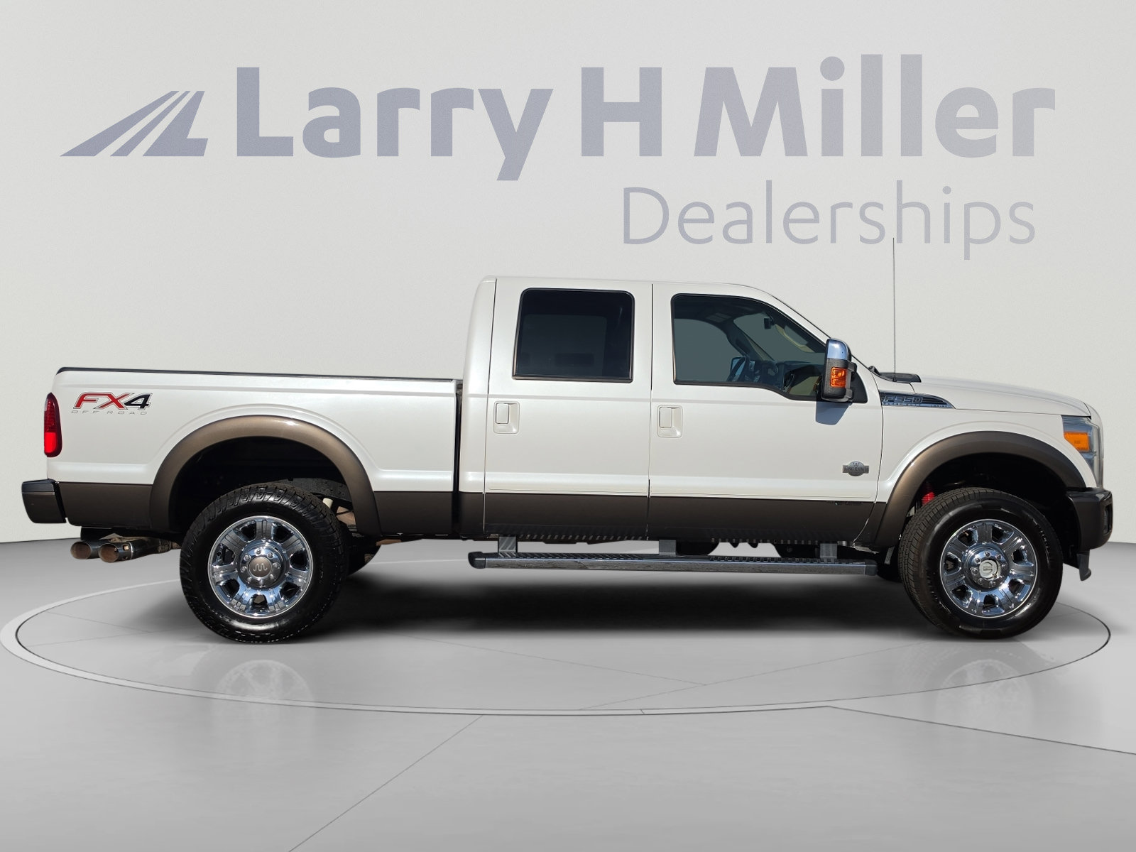 Used 2016 Ford F350 King Ranch w/ FX4 Off-Road Package AWD/4WD image 6