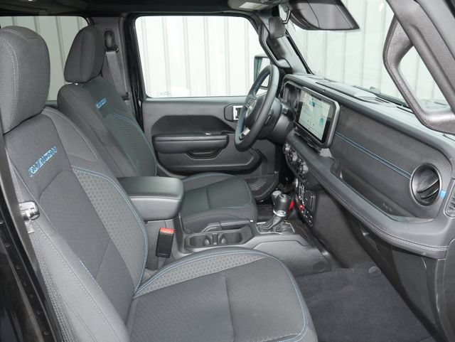 Used 2025 Jeep Wrangler Unlimited Rubicon 4xe AWD/4WD image 25