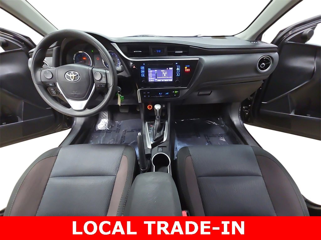 Used 2018 Toyota Corolla LE image 9
