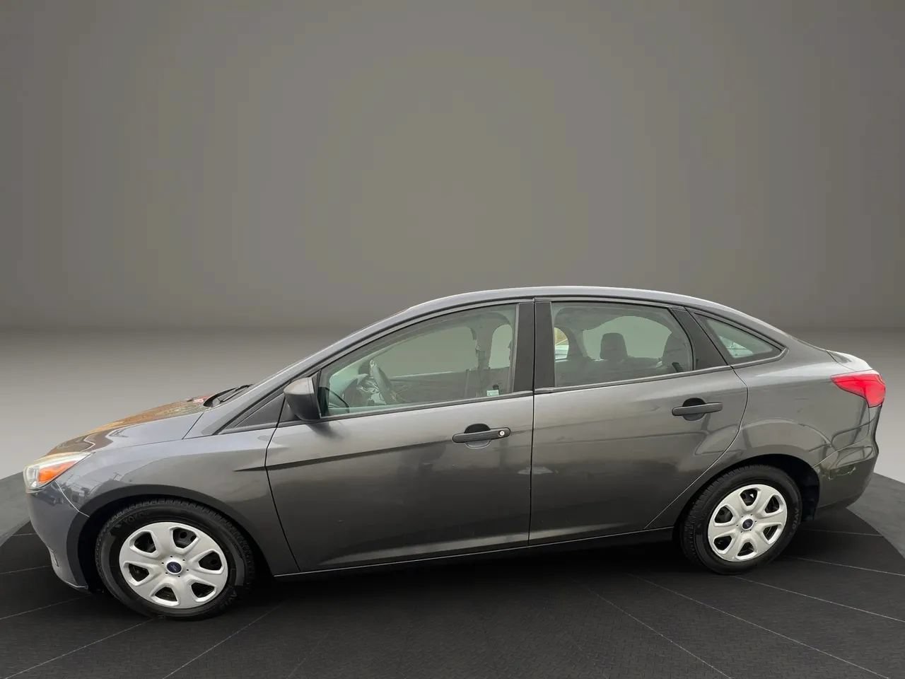 Used 2017 Ford Focus S FWD image 8