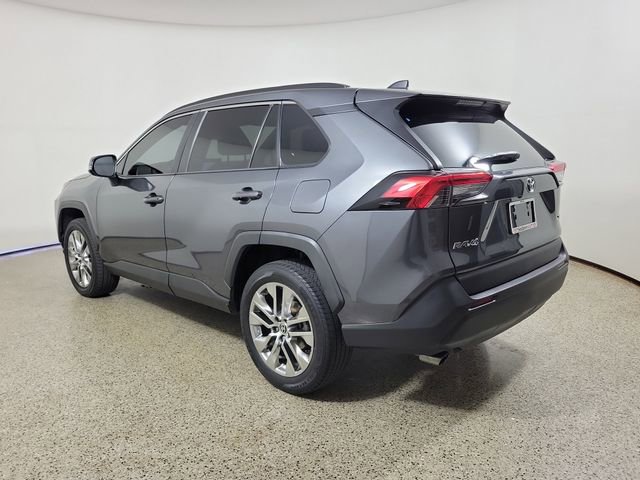Used 2021 Toyota RAV4 XLE Premium FWD image 7