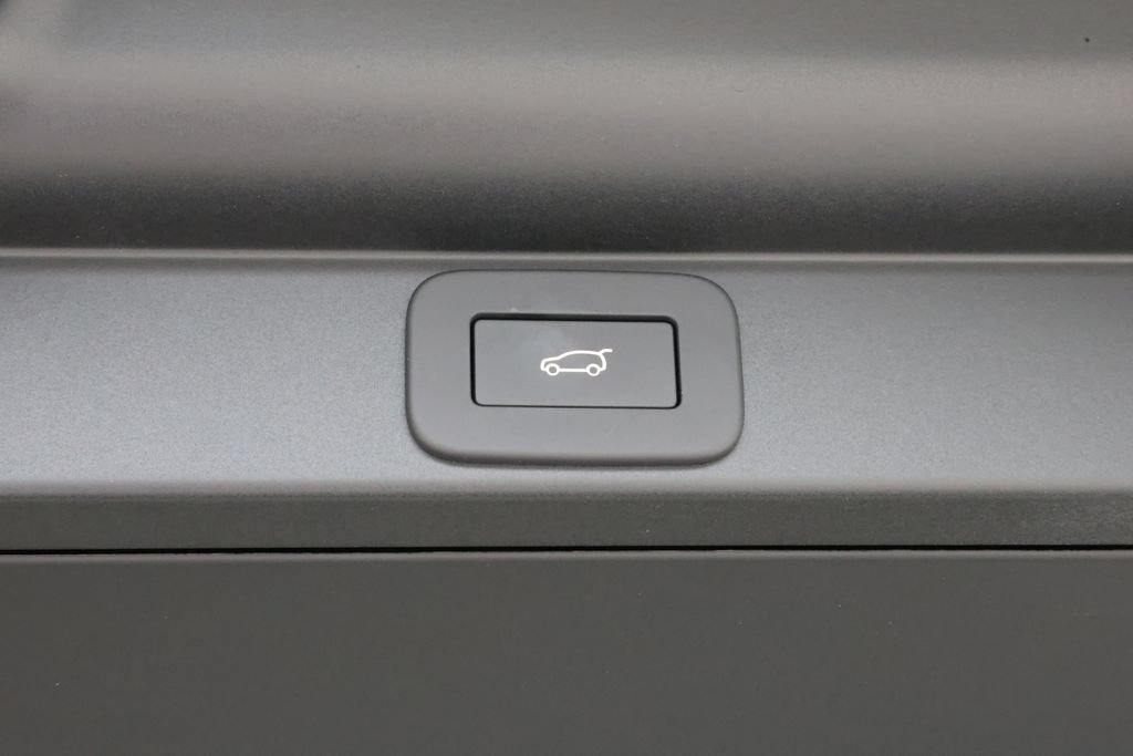 New 2026 Land Rover Range Rover SE AWD/4WD image 34