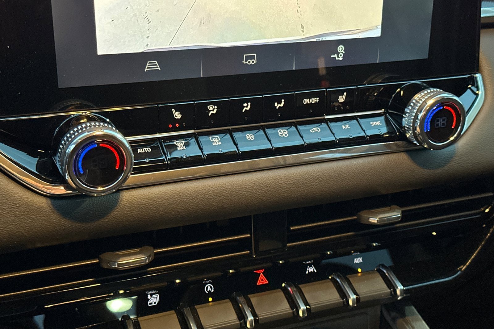 New 2026 GMC Canyon Elevation w/ Convenience Package image 20