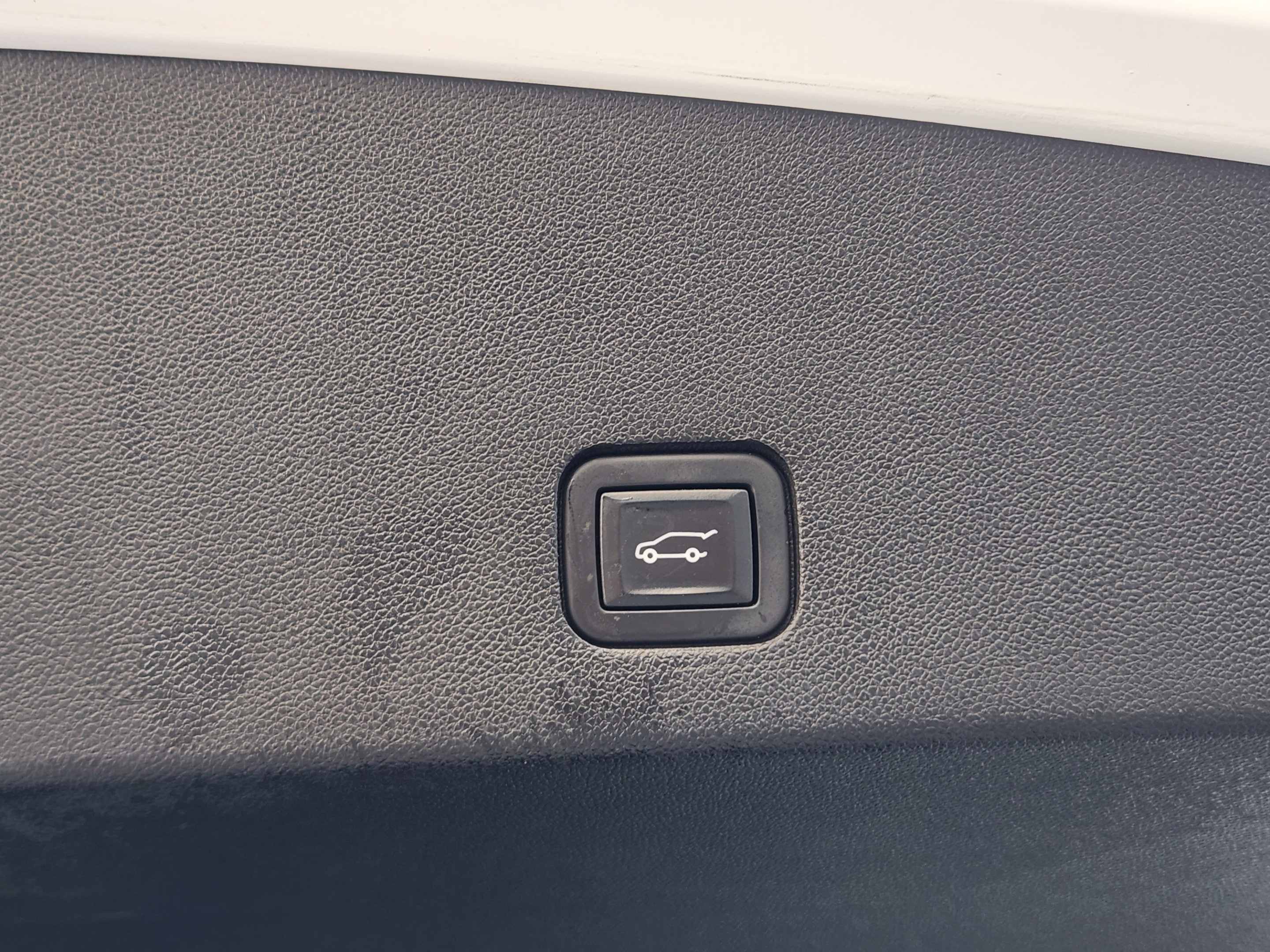 Used 2023 Cadillac XT6 Luxury FWD image 35