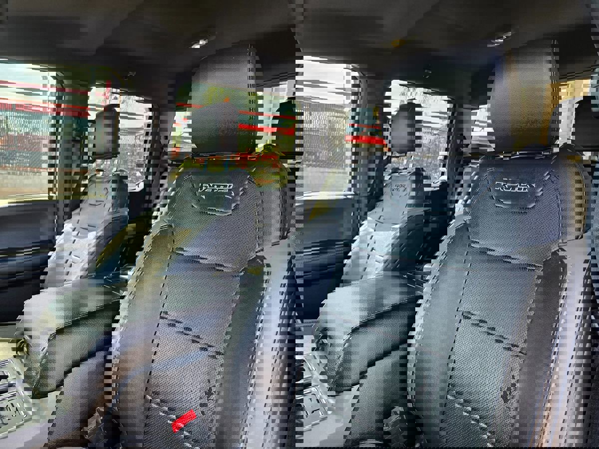 Used 2018 Ford F150 Raptor w/ Equipment Group 802A Luxury image 21