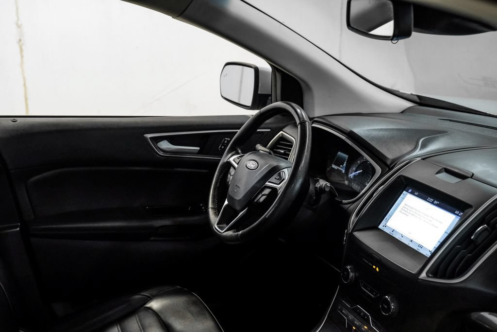 Used 2019 Ford Edge SEL w/ Equipment Group 201A FWD image 20