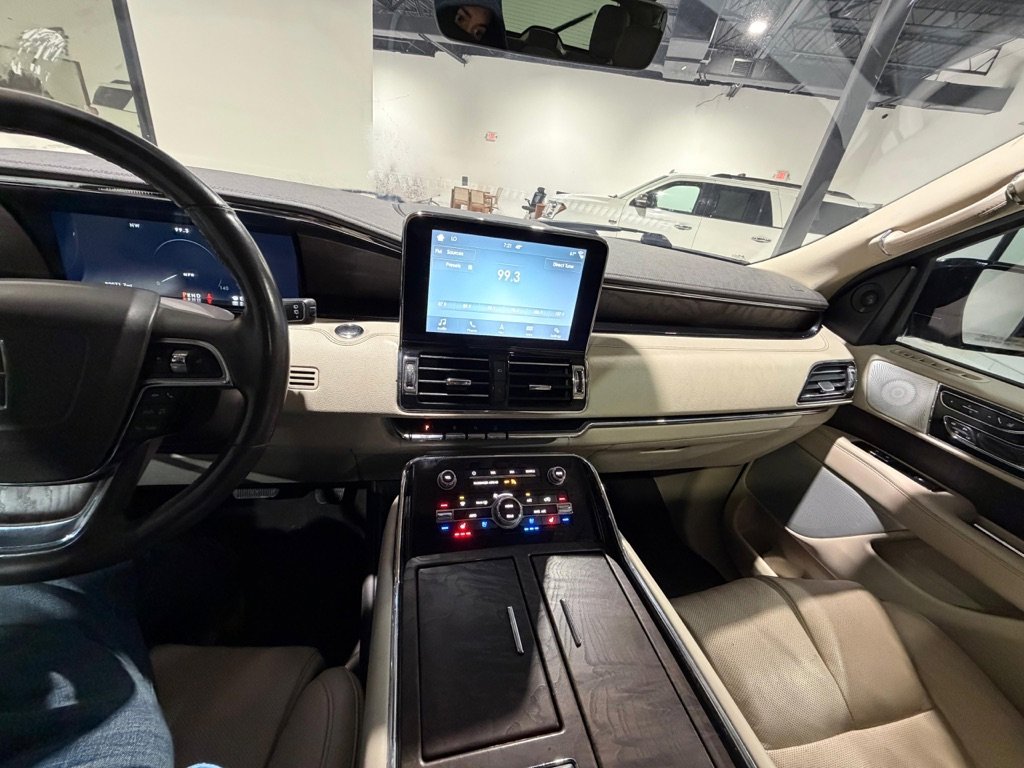 Used 2019 Lincoln Navigator L Reserve w/ Cargo Package image 45