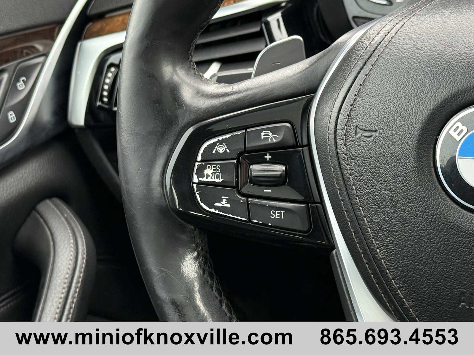 Used 2019 BMW 530i xDrive w/ Premium Package image 16