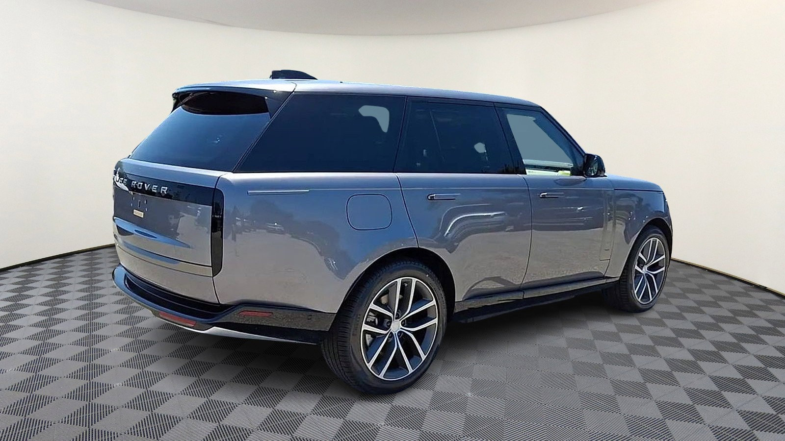 New 2025 Land Rover Range Rover SE image 8