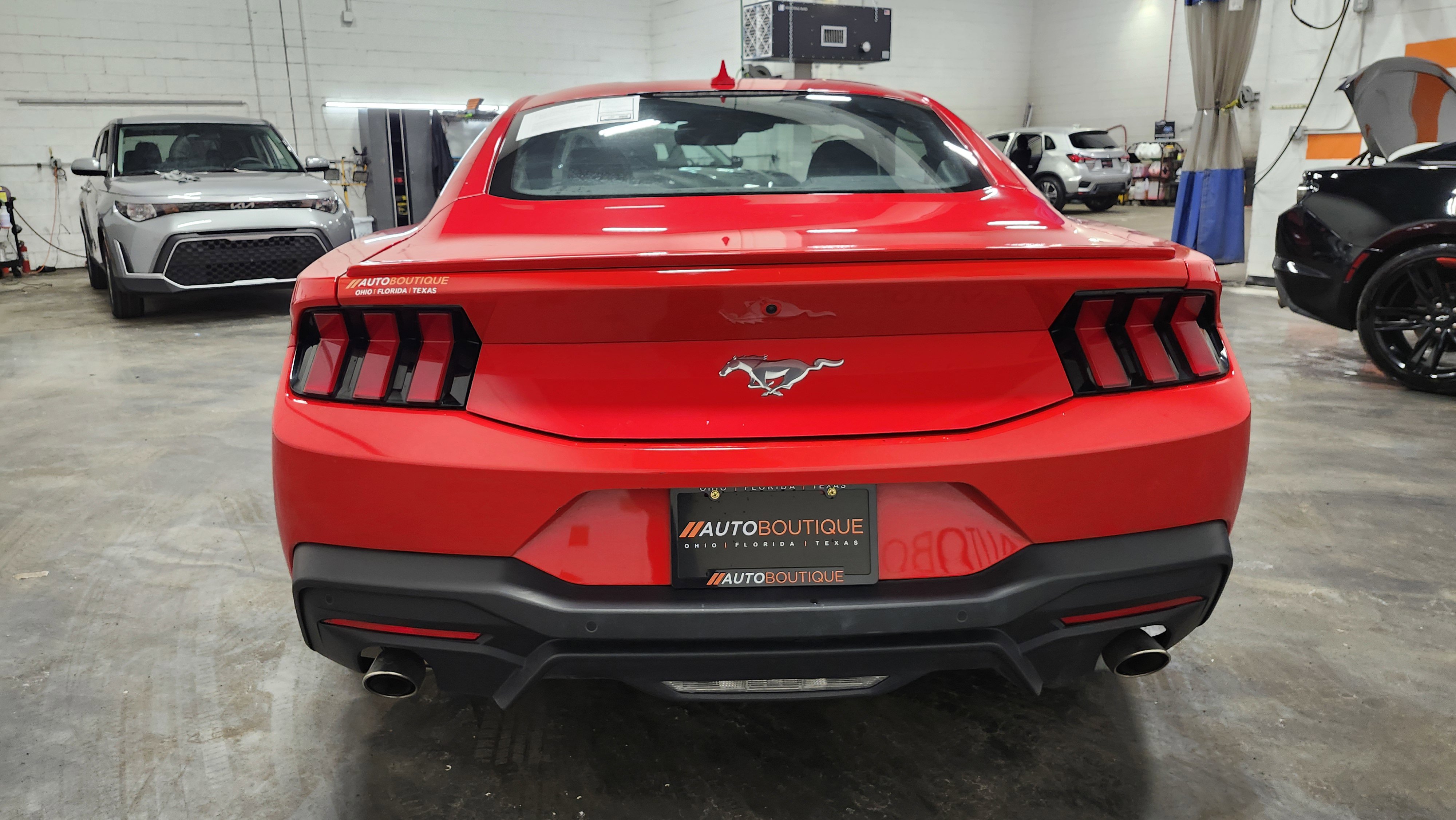 Used 2024 Ford Mustang Premium image 14