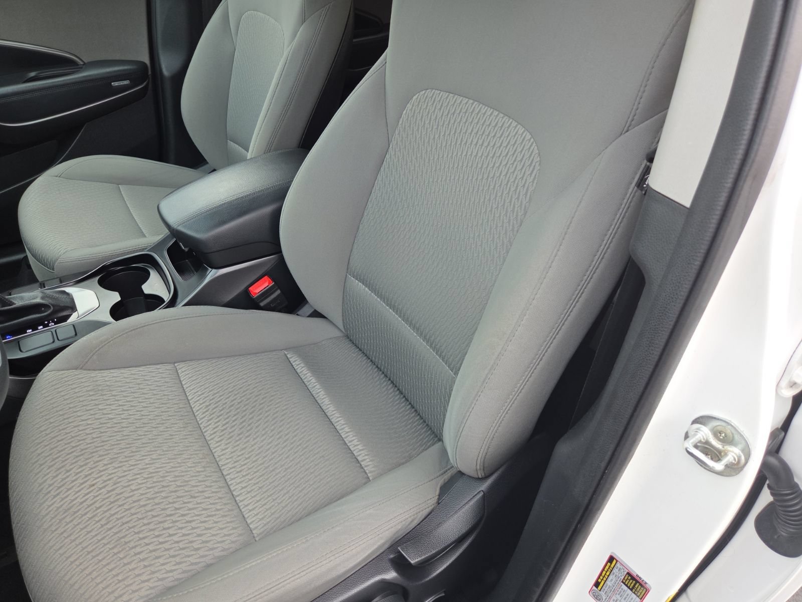 Used 2018 Hyundai Santa Fe Sport FWD image 14