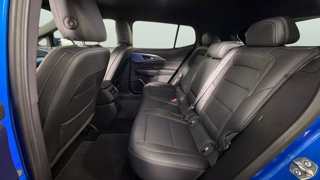 Used 2025 Chevrolet Equinox EV LT w/ Convenience Package FWD image 27