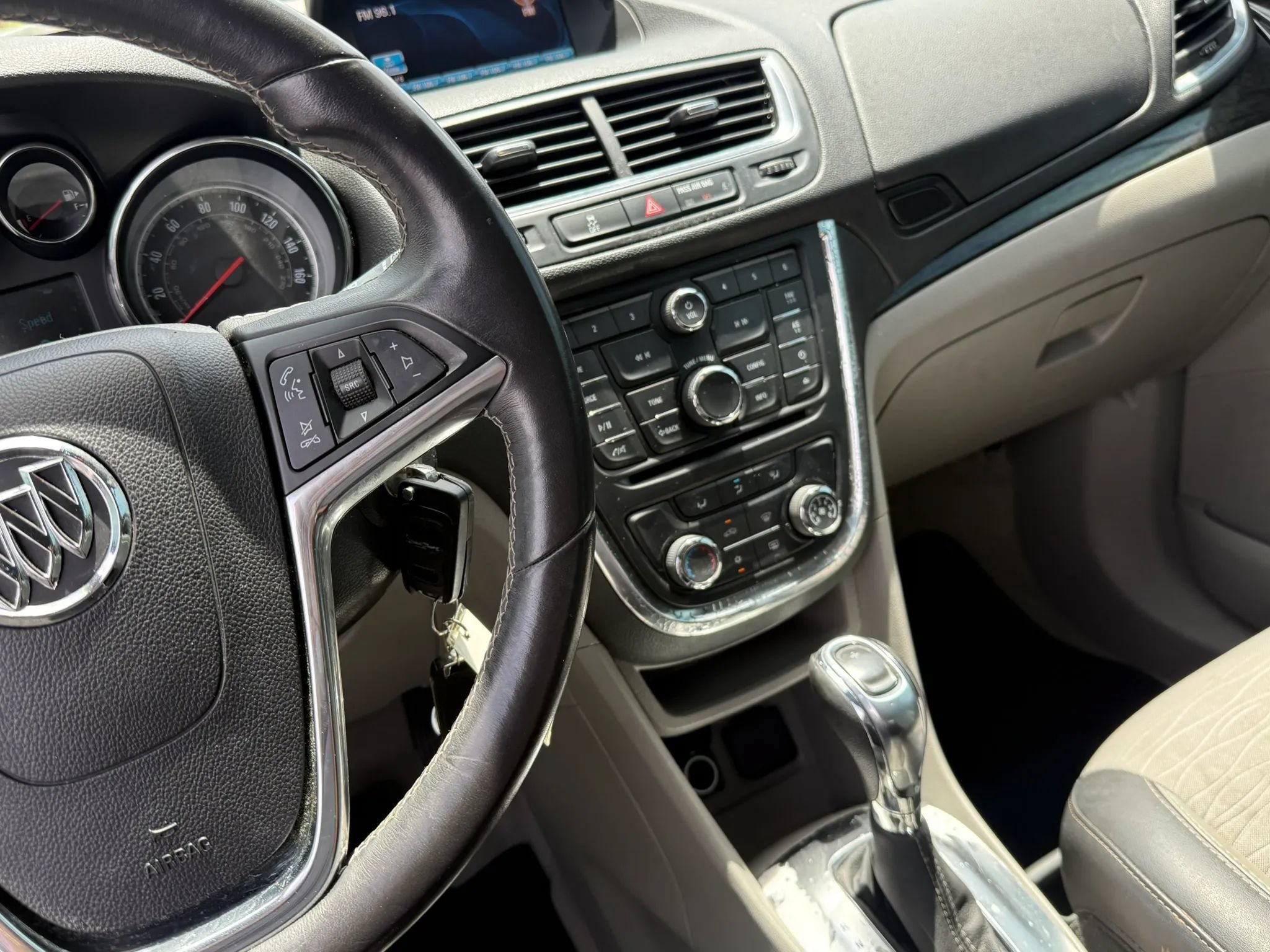 Used 2015 Buick Encore FWD image 12