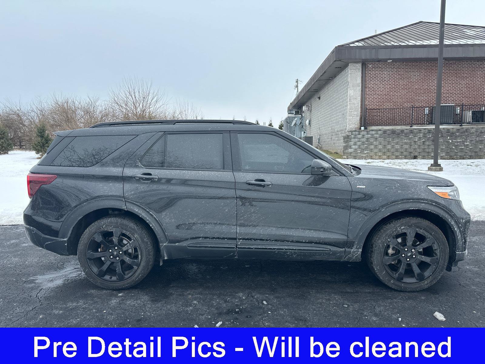 Used 2023 Ford Explorer ST-Line image 13