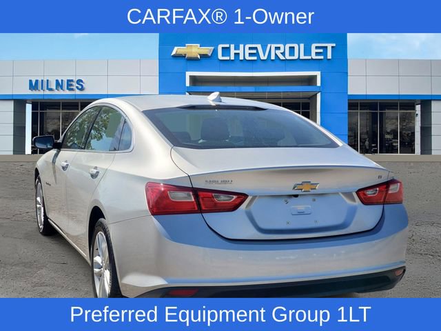Used 2018 Chevrolet Malibu LT FWD image 3