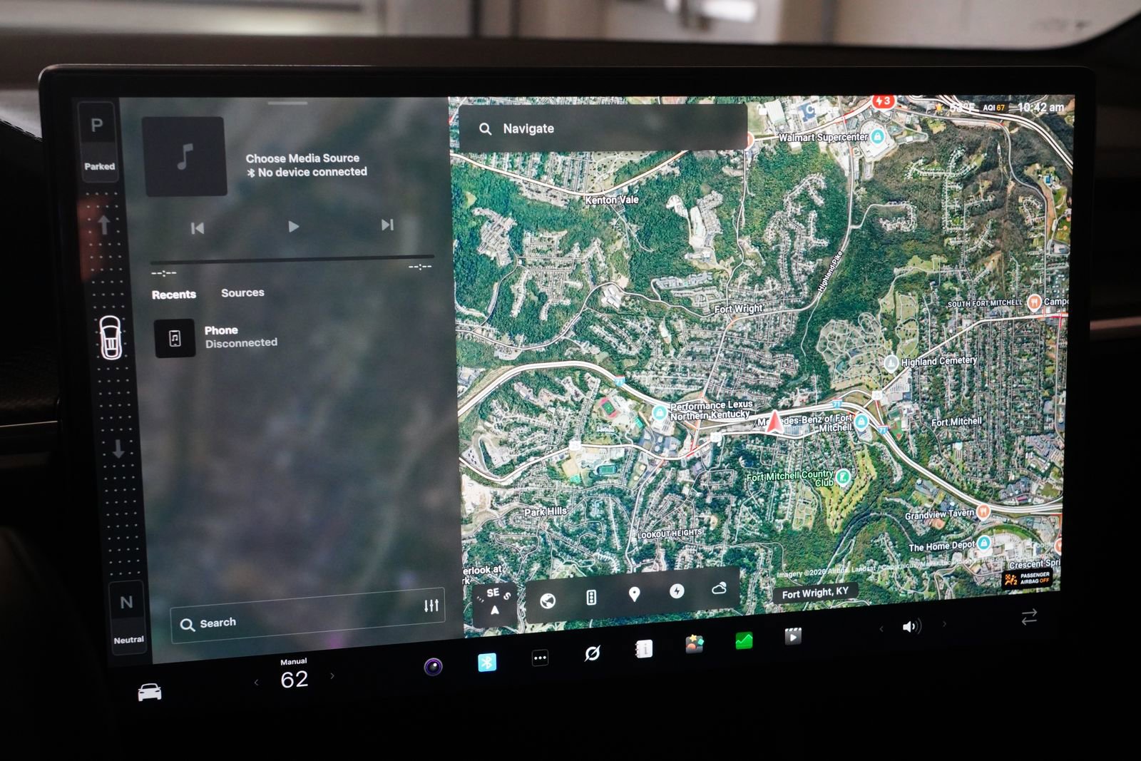 Used 2022 Tesla Model X Plaid image 23